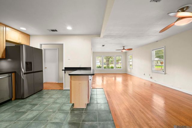 456 Centenary Dr, Baton Rouge, LA 70808