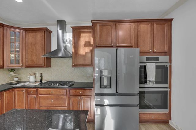 3144 Abbey Knoll Drive, Lewis Center, OH 43035