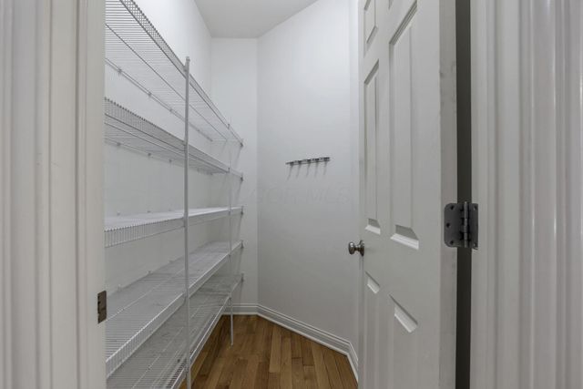 3144 Abbey Knoll Drive, Lewis Center, OH 43035