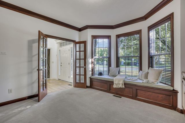 3144 Abbey Knoll Drive, Lewis Center, OH 43035