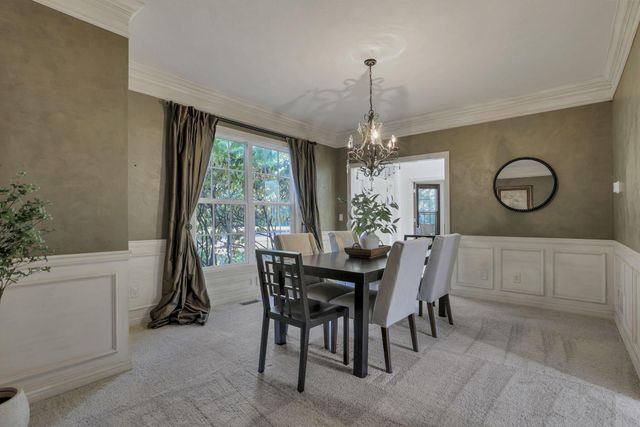 3144 Abbey Knoll Drive, Lewis Center, OH 43035