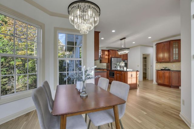 3144 Abbey Knoll Drive, Lewis Center, OH 43035