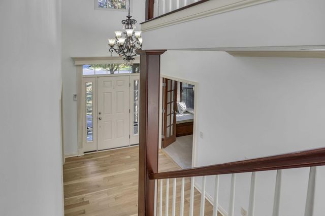 3144 Abbey Knoll Drive, Lewis Center, OH 43035