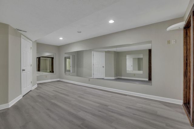 3144 Abbey Knoll Drive, Lewis Center, OH 43035