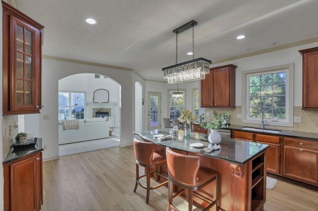 3144 Abbey Knoll Drive, Lewis Center, OH 43035