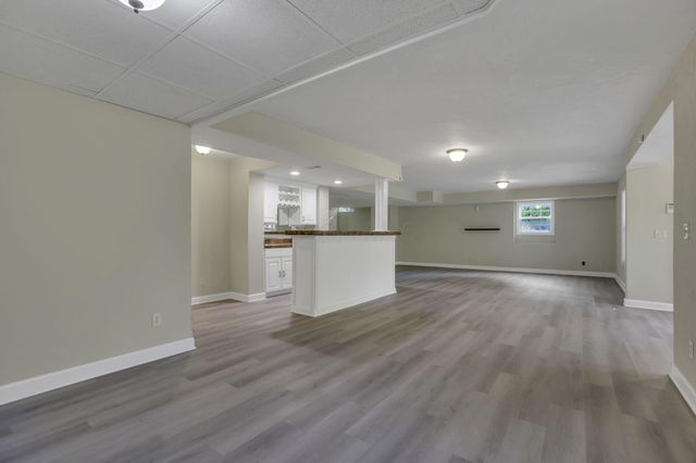 3144 Abbey Knoll Drive, Lewis Center, OH 43035