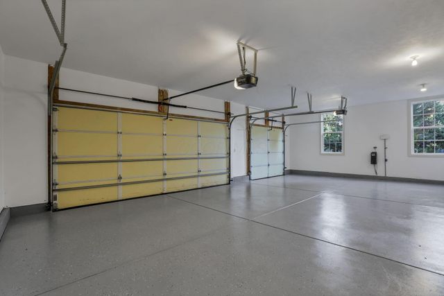 3144 Abbey Knoll Drive, Lewis Center, OH 43035