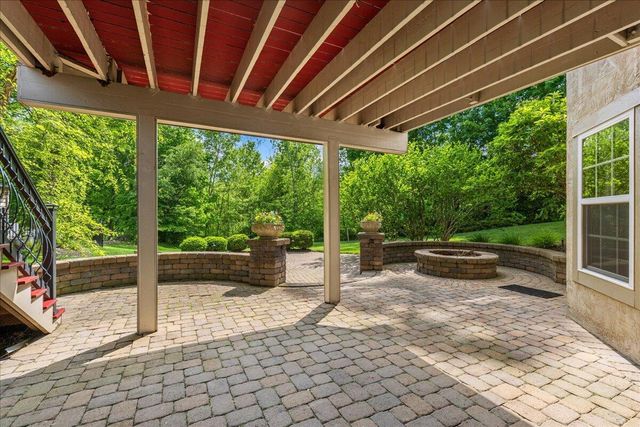 3144 Abbey Knoll Drive, Lewis Center, OH 43035