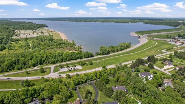 3144 Abbey Knoll Drive, Lewis Center, OH 43035