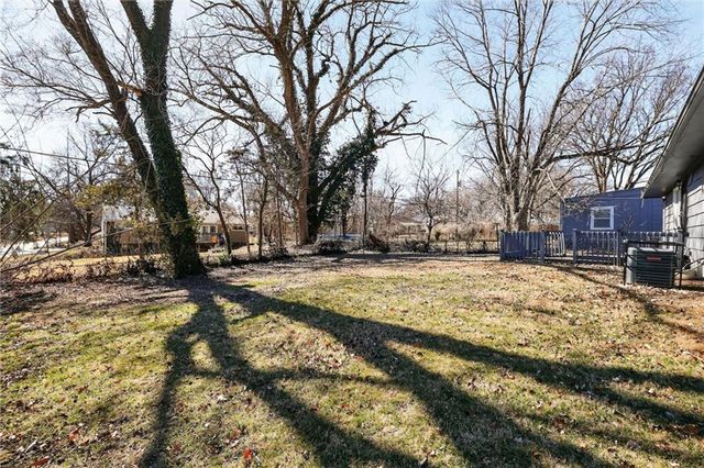 7611 E 107th Street, Kansas City, MO 64134