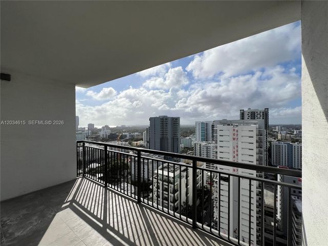 999 SW 1st Ave 2405, Miami, FL 33130