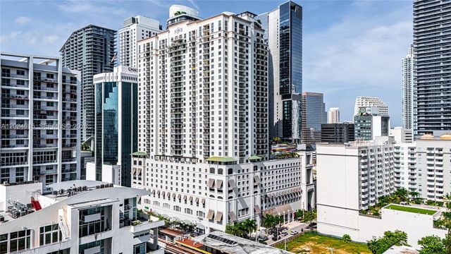 999 SW 1st Ave 2405, Miami, FL 33130