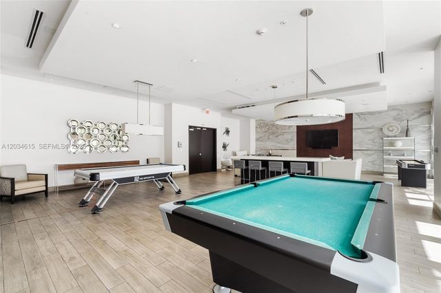 999 SW 1st Ave 2405, Miami, FL 33130