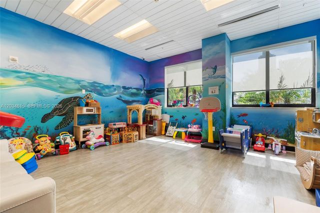 999 SW 1st Ave 2405, Miami, FL 33130