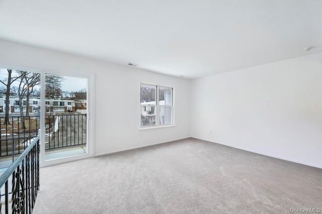 85 Rocky Point Yaphank Road 168, Rocky Point, NY 11778