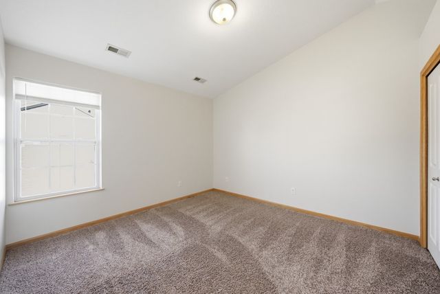 1165 Oak Creek Drive, Pleasant Hill, IA 50327