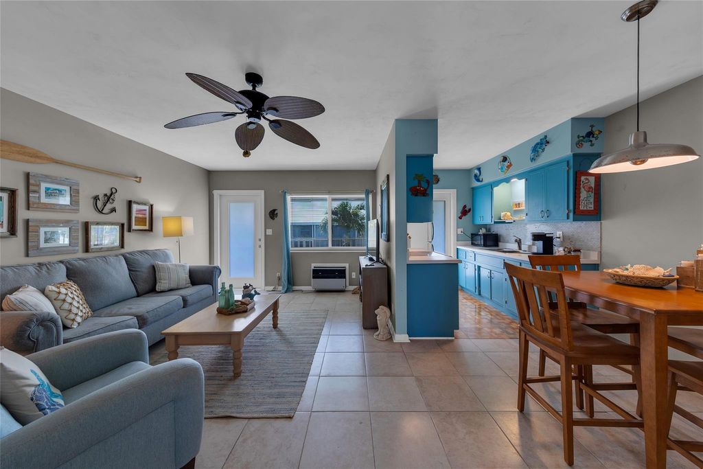 11 SW 4th Ave 11, Boca Raton, FL 33432