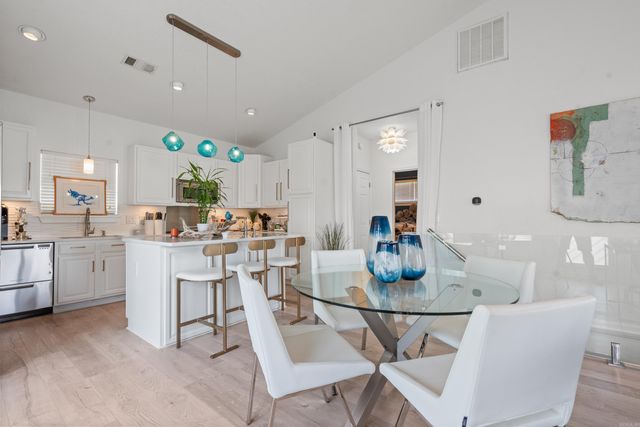 208 Aberina St Apt F, Hot Springs, AR 71913