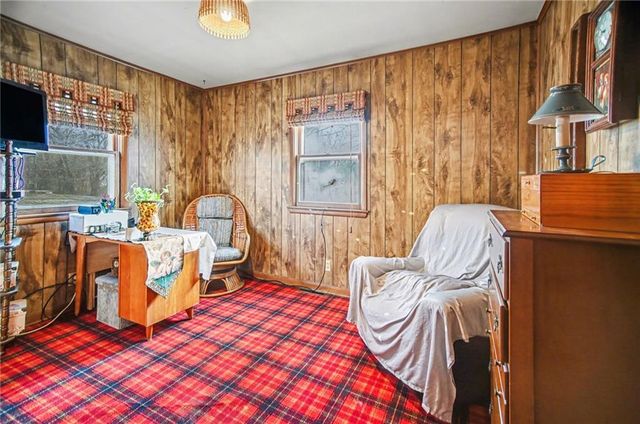 17527 Bellevue Drive, Atchison, KS 66002