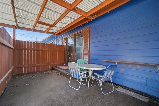 17527 Bellevue Drive, Atchison, KS 66002