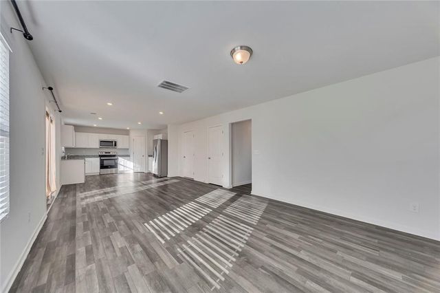 65 Oxford Lane, Kingston, GA 30145