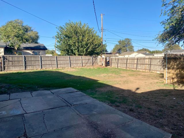 2100 N ROOSEVELT Street, Amarillo, TX 79107