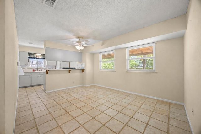 9713 Dallum DR, Austin, TX 78753