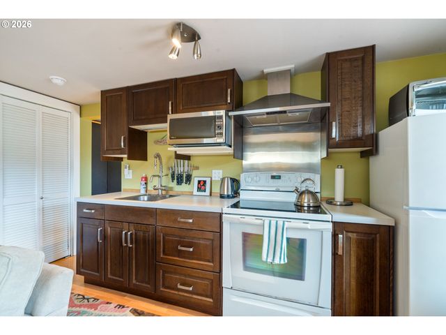 34650 2nd St, Pacific City, OR 97135