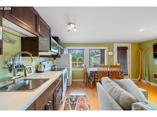 34650 2nd St, Pacific City, OR 97135