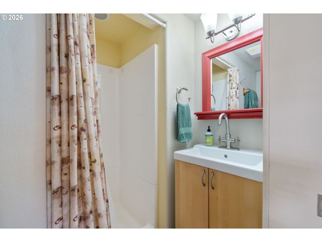 34650 2nd St, Pacific City, OR 97135