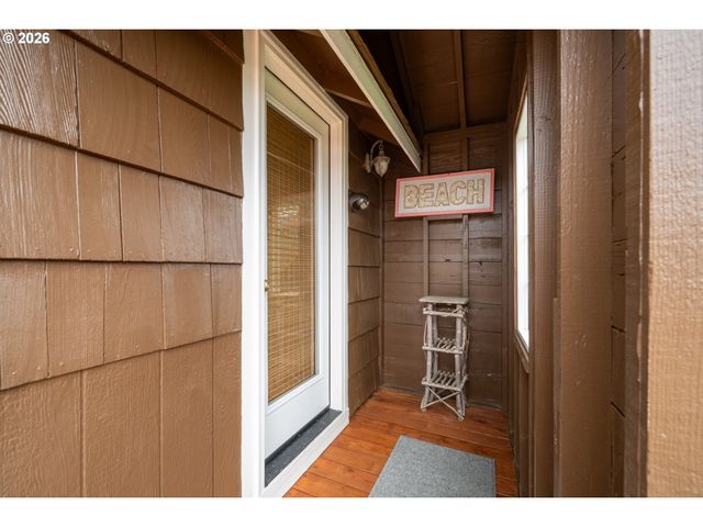 34650 2nd St, Pacific City, OR 97135