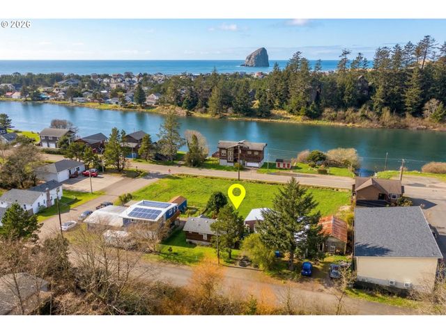 34650 2nd St, Pacific City, OR 97135