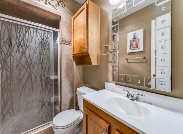 8633 Baumgarten Drive, Dallas, TX 75228