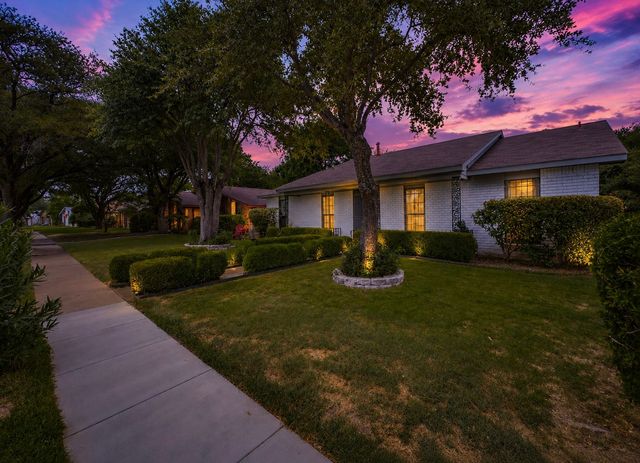 8633 Baumgarten Drive, Dallas, TX 75228