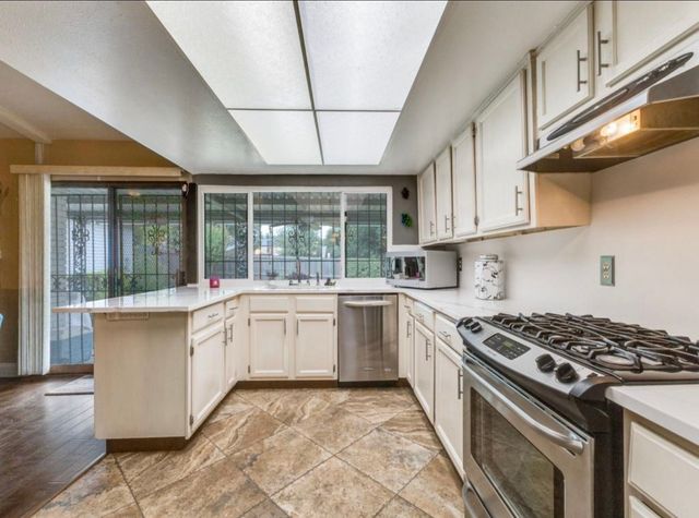 8633 Baumgarten Drive, Dallas, TX 75228