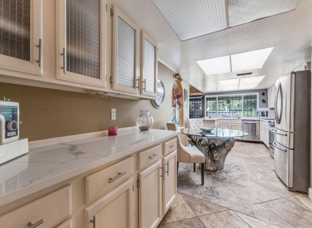 8633 Baumgarten Drive, Dallas, TX 75228