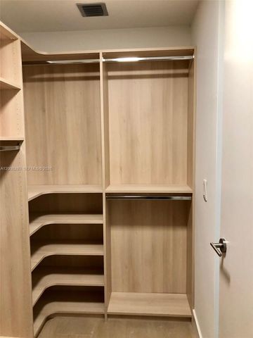 2900 NE 7 AVE 2907, Miami, FL 33137