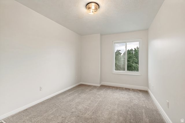 7759 S SANDY HEIGHTS DR, Sandy, UT 84047