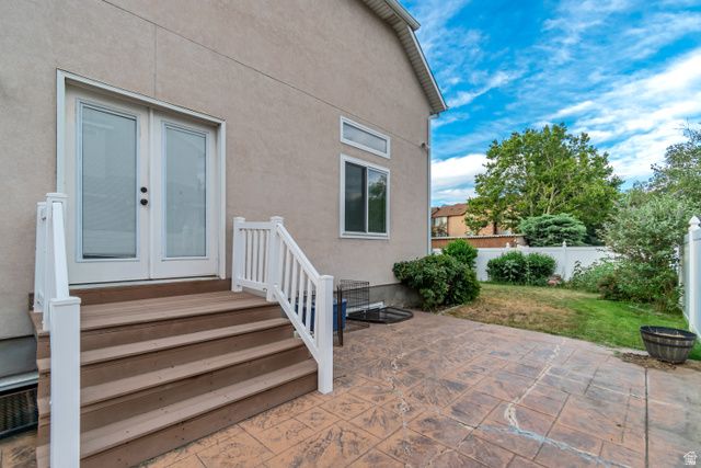 7759 S SANDY HEIGHTS DR, Sandy, UT 84047
