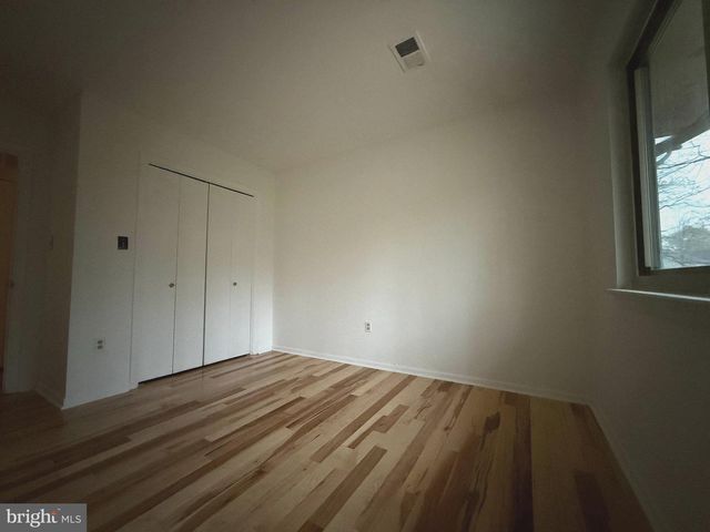 712 LOCH NESS CIR, Fort Washington, MD 20744