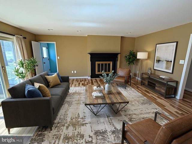 712 LOCH NESS CIR, Fort Washington, MD 20744