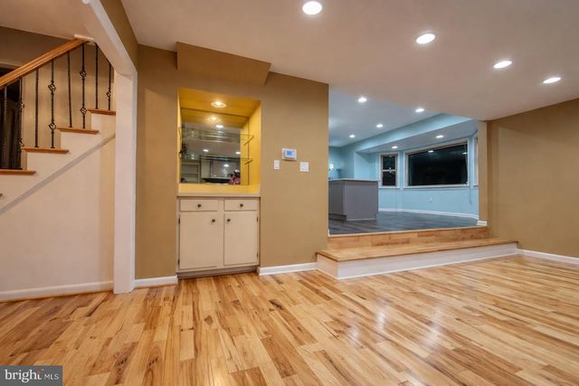 712 LOCH NESS CIR, Fort Washington, MD 20744