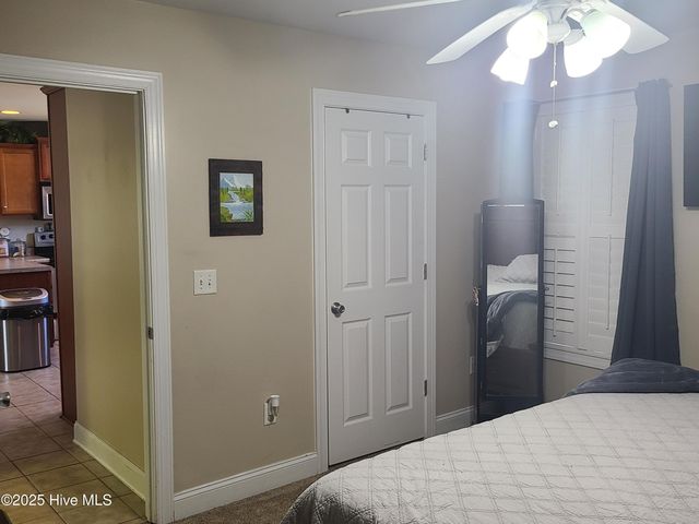 300 Pine Ridge Lane, Holly Ridge, NC 28445