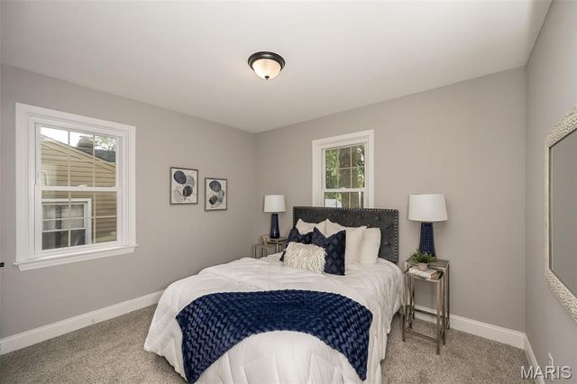 718 Crompton Court, Crestwood, MO 63126
