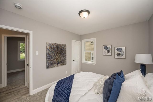 718 Crompton Court, Crestwood, MO 63126