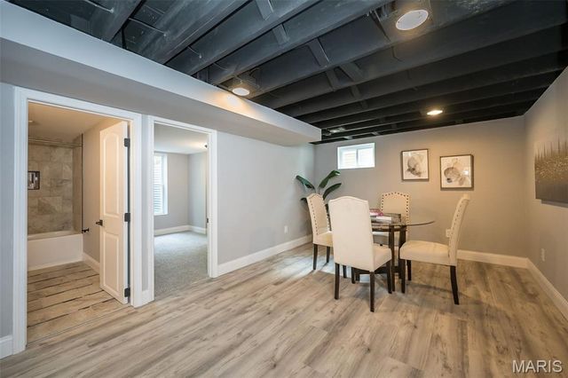 718 Crompton Court, Crestwood, MO 63126