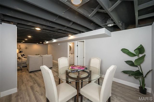 718 Crompton Court, Crestwood, MO 63126