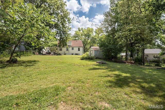 718 Crompton Court, Crestwood, MO 63126