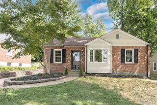 718 Crompton Court, Crestwood, MO 63126