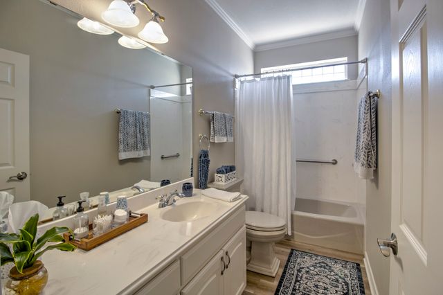 1321 Kiowa Drive E, Lake Kiowa, TX 76240